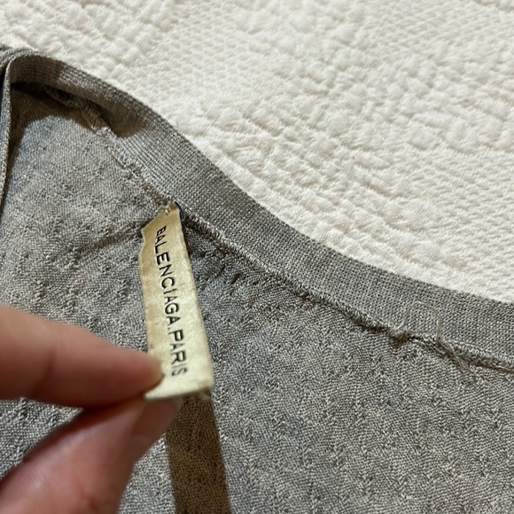 Balenciaga Sleeveless Textured Top. Size 38 - Picture 7 of 14